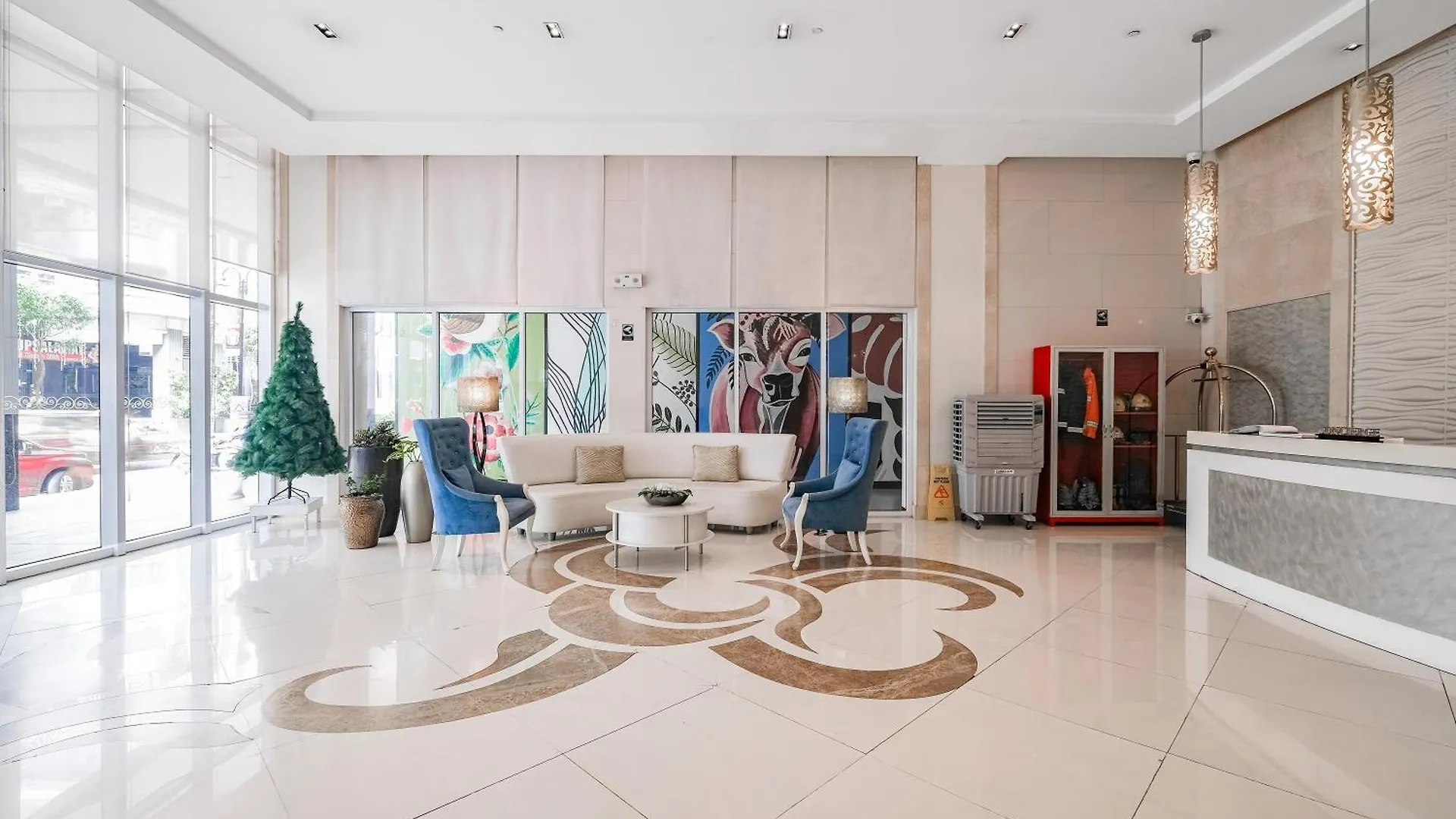 Tess And Tessha Condotel Near T3 Airport Manila